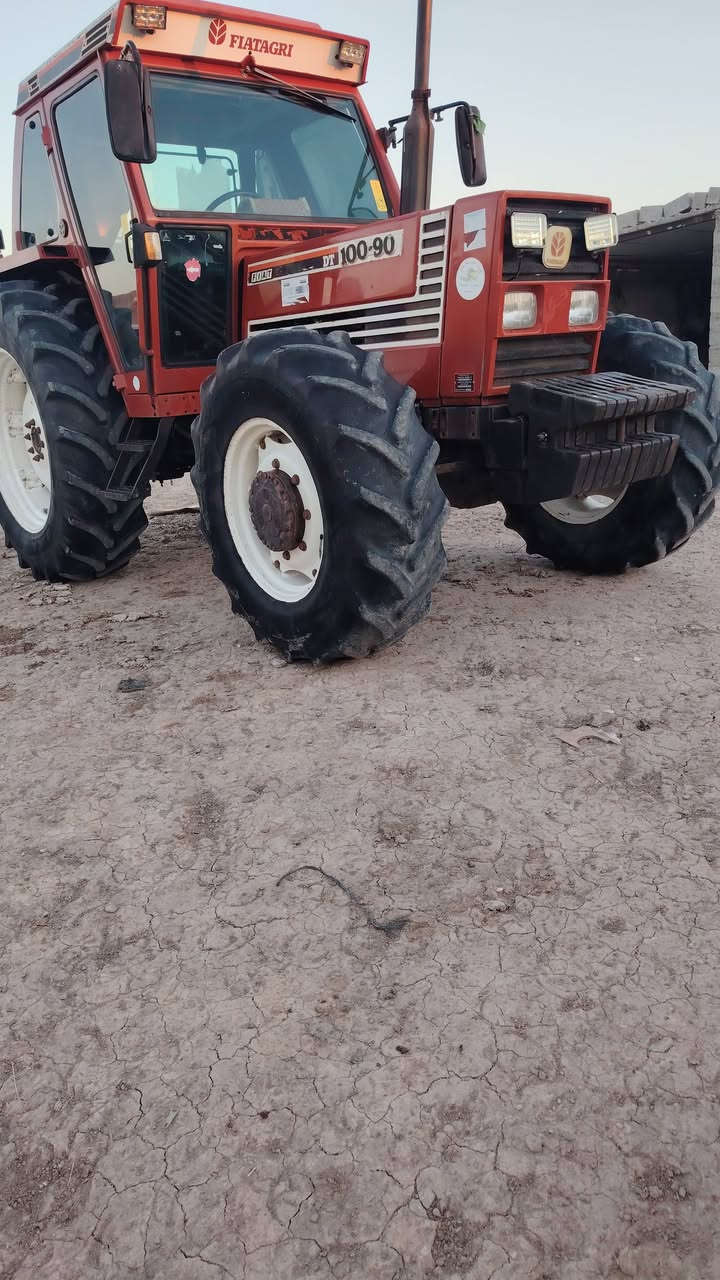 سلام عليكم مكينه البيع ١٠٠ مكفوله رقم تصل ***********
