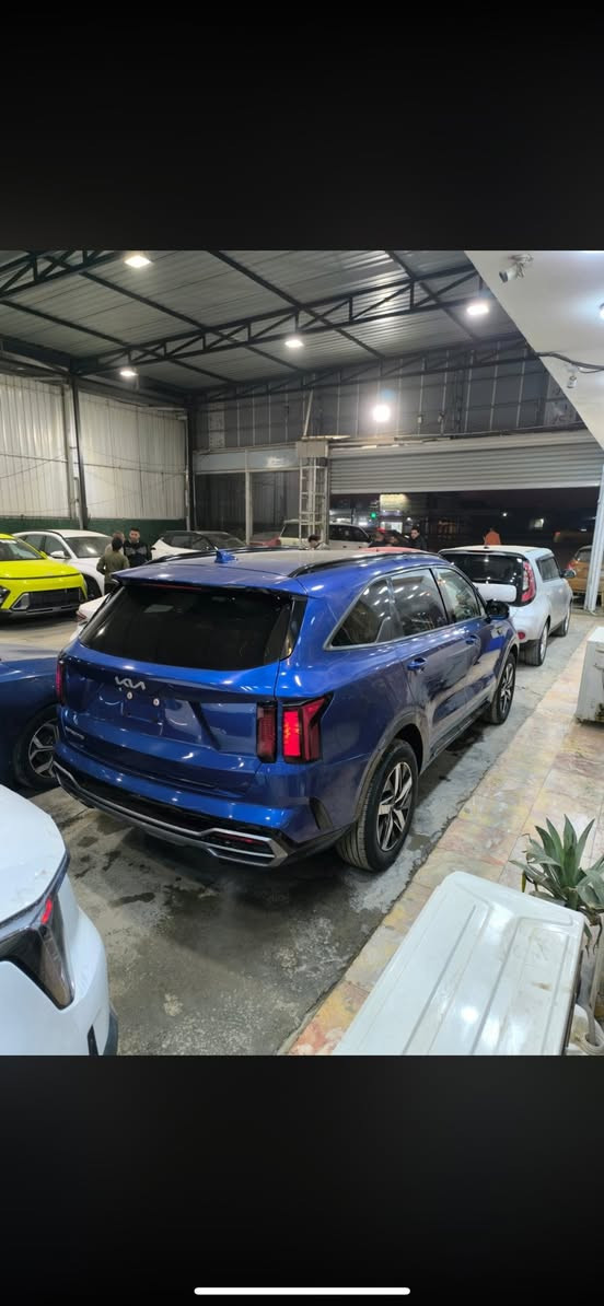 ‏سلام عليكم
‏للبيع كياسورنتو 
‏موديل 2023 
‏ دخول جديد
‏رقم أربيل باسمي 
‏صور الحادث ضمن المنشور 
‏ فول مواصفات
‏محرك 2500 أربعة سلندر
‏فقط جاملغ ￼خلفي بارد فقط
‏سعر المطلوب 238 وبيها مجال
￼ للاستفسار***********
