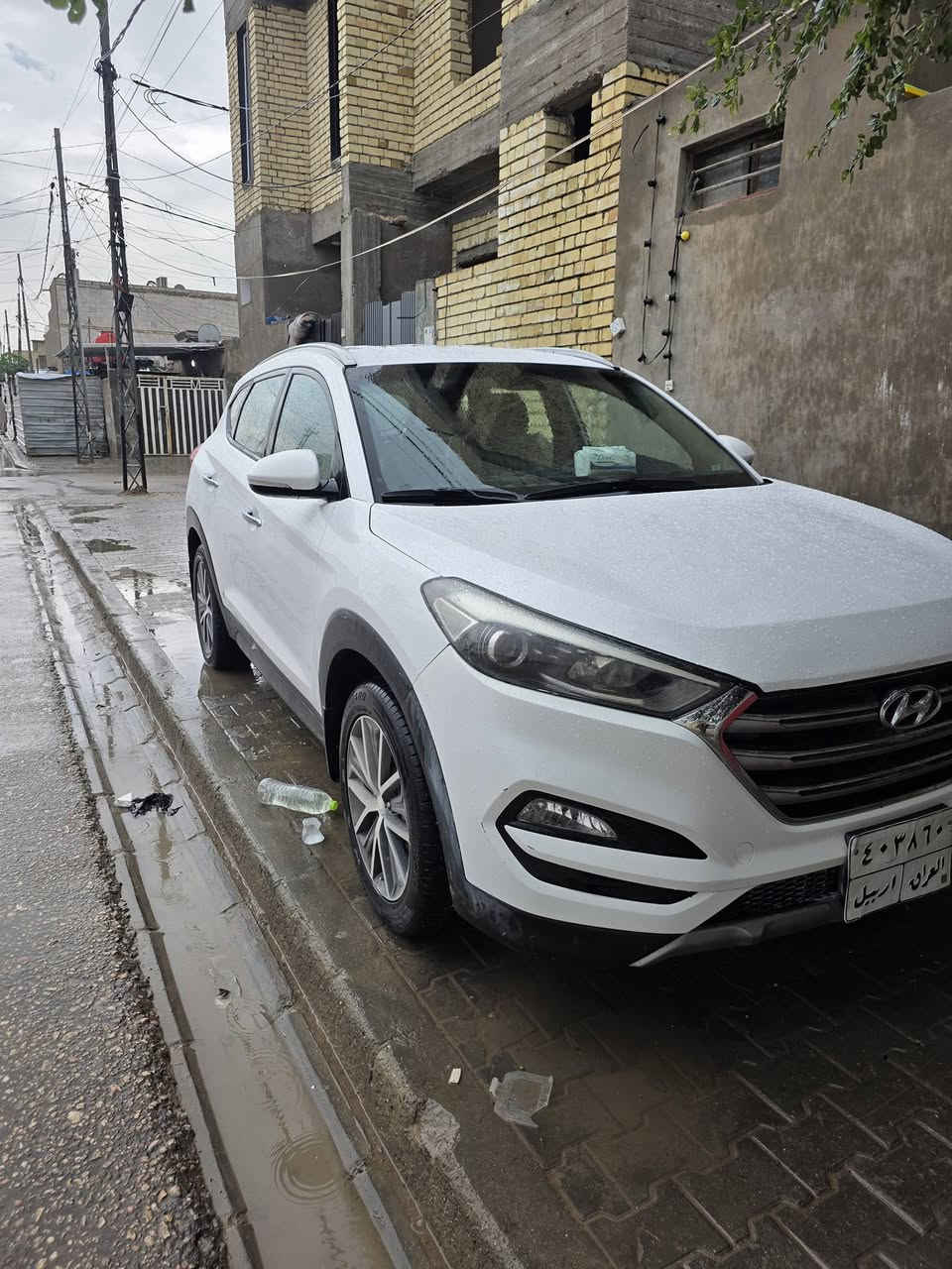 موديل ١٧ مكفوله ماعدة كصت البنيد
كير مكينه حداديه تبريد تخم تاير السياره نضيفه كلش 
ماشيه ١٤٨ 
ملاحضه بيها كم حالوبه خفيفات 
١٦٨ وبيها مجال 
***********
