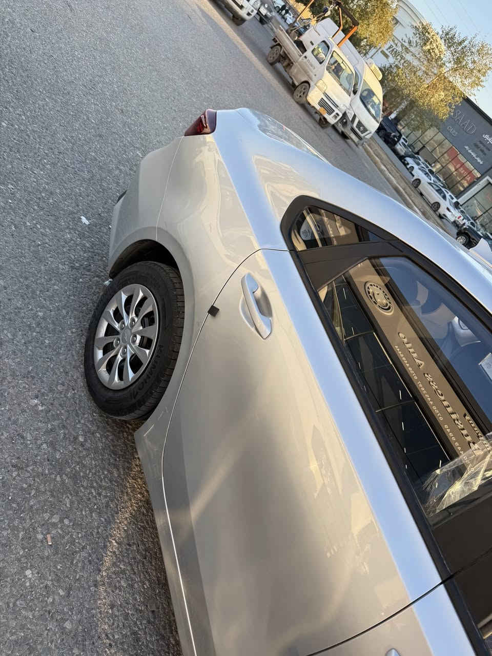 كيا سيراتو 2022 
نص جاملغ صبغ بخ
وشبر بالجاملغ الخلفي بارد
رقم اربيل باسمي رقم جديد 
الكير المرغوب at
ماشية 77000 كيلو متر
المواصفات

مكينة 1600 دووش
ليدات 
فوول تحكم ستيرن
شاشة كبيرة بلاد
كامرا
UBS
 قطعتين تبريد
3 وضعيات قيادة

اللاستفسار ***********
مكاني بدرة
