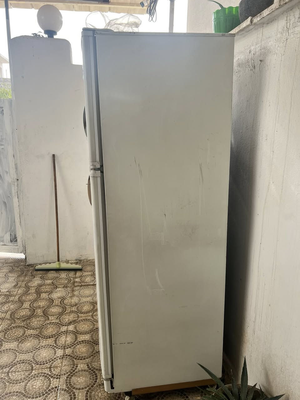 كركوك حي الخضراء 200بي مجال ***********
