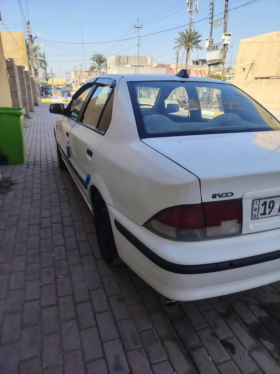 السلام عليكم   . .
سمند 2012 ناطقه   رقم دولي لل30
مكفوله من ضربه وصبغ 
كير ومكينه كفاله بلادي لا تبخير لا تنقيص
تدفئه تبريد خير من الله 
دوشمه جديده .تخم تاير.  باتري جديد 
السعر المطلوب 44 
مكان السياره /الصويره
باقي التفاصيل ***********
