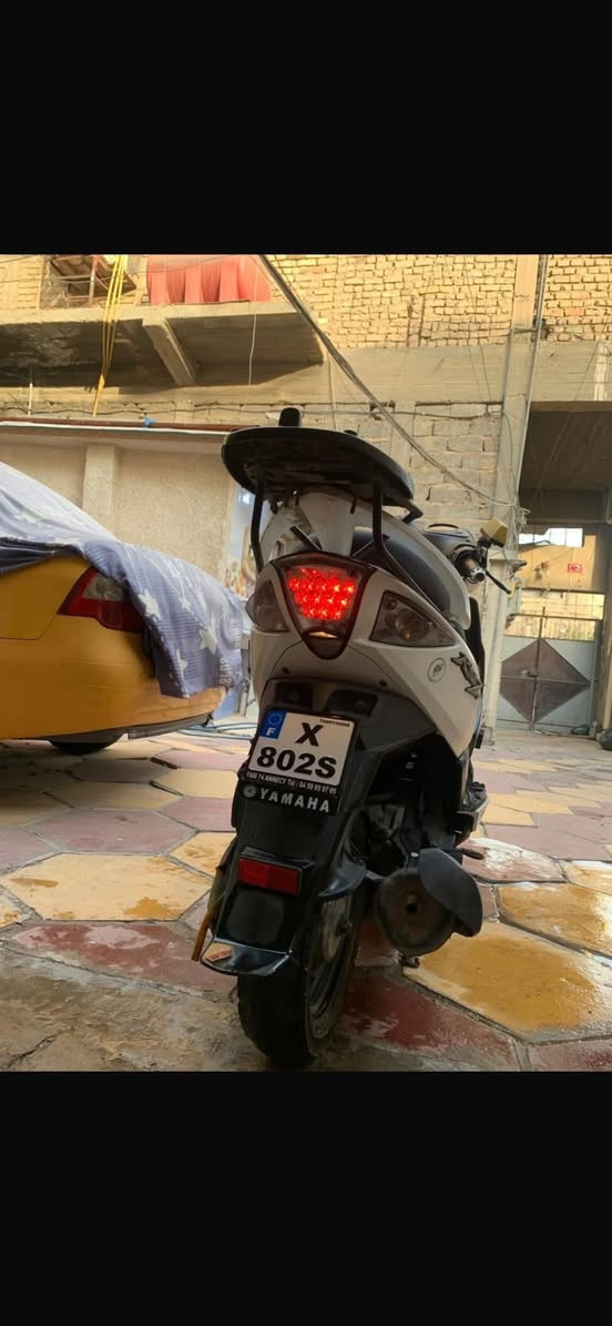 السلام عليكم دارجه ماكس مضلع البيع نضيفه السعر على هاد الرقم   ***********المكان بغداد الحريه
