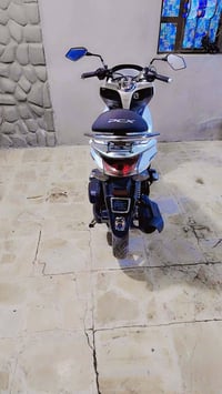 للبيع دراجه بس سي اكس جيل اول دراجه خير من الله حساس زدحام حساس ستان ت...