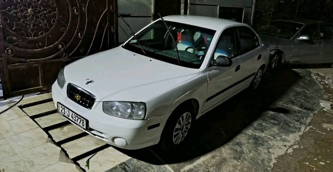 سلام عليكم النترا موديل 2002 محرك 2000   محرك كير كفاله كير عادي تبريد شغال   سياره بدون ضربه مصبوغه جماليه رقم سليمانيه شرط التحويل وكاله بسمي السياره   عليه دوشمه جديده  مكان السياره ديالى ناحيه السلام ا سعر السياره 54 وبيه مجال  قليل رقم الهاتف ***********
