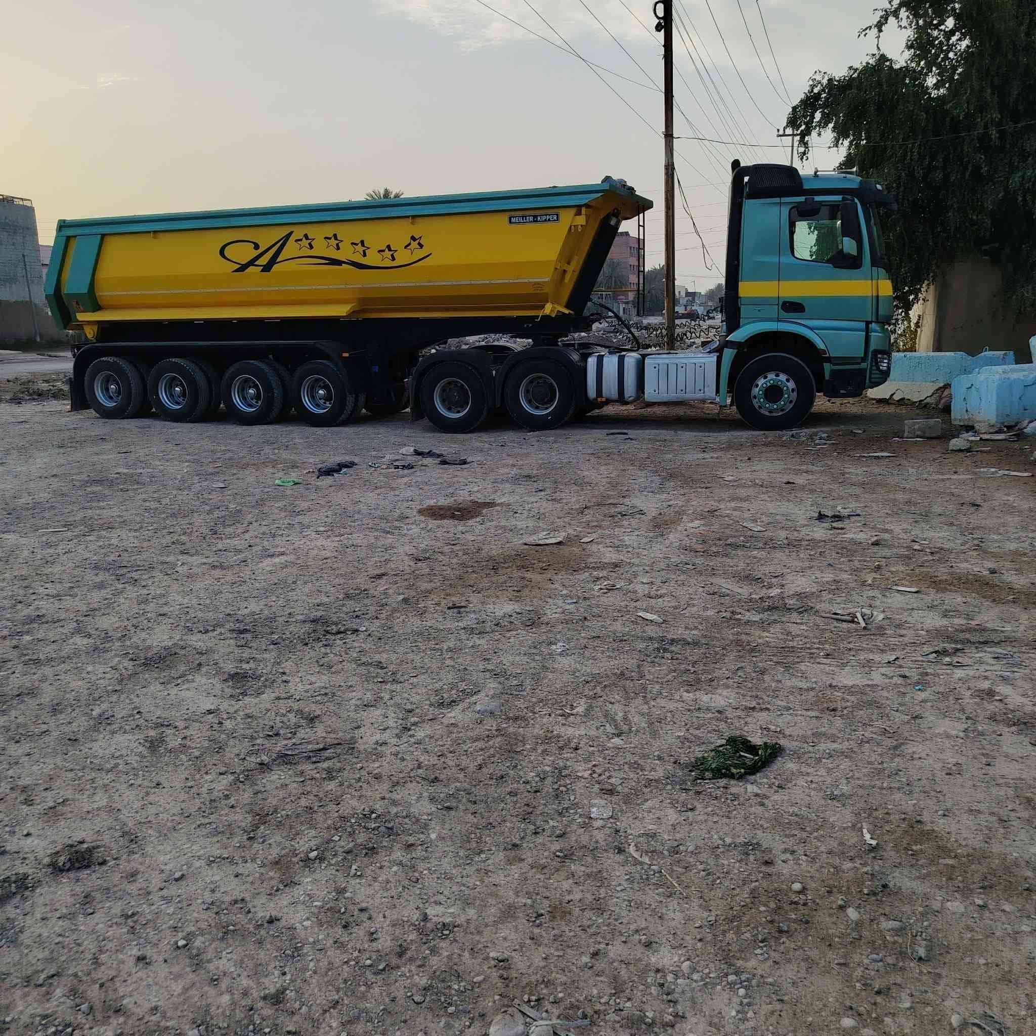 سلام عليكم نساف للبيع موديل ١٤ جاهزة للعمل مكينة ٤٣ شاصي ٢٦ بسمي العربانة عباس ناموس ضرعتهة ٣٠ مكان ديالى سعر ٨ وبيها مجال بصيط ***********
