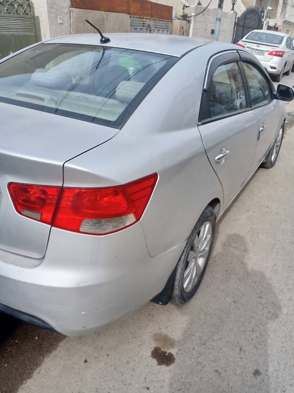 سيراتو موديل ٢٠٠٩ خليجية رقم بغداد مكفوله من الصبغ الصبغ عدا الدعاميات كير محرك حداديه تبريد كهربائيات كلها تمام تخم تاير سياره جاهزه سونار موجود بالمنشور اي استفسار ***********او*********** ابو عمر السعر ٨٨ بغداد, العراق
