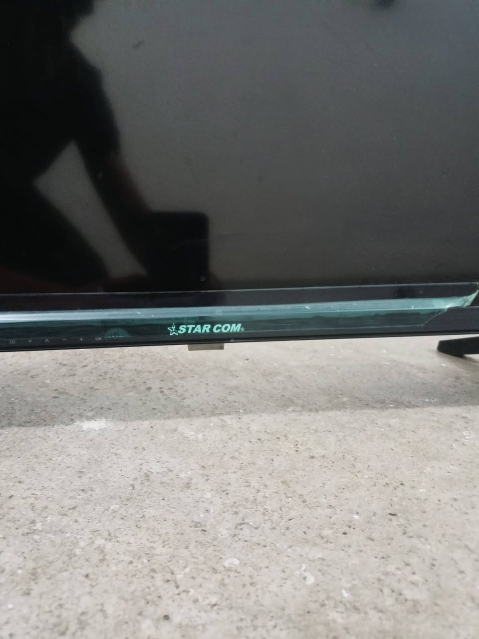 بلازمه للبيع بدون نت شغاله شرط نوع سمارت السعر 50مكان حي الانتصار ***********/***********
