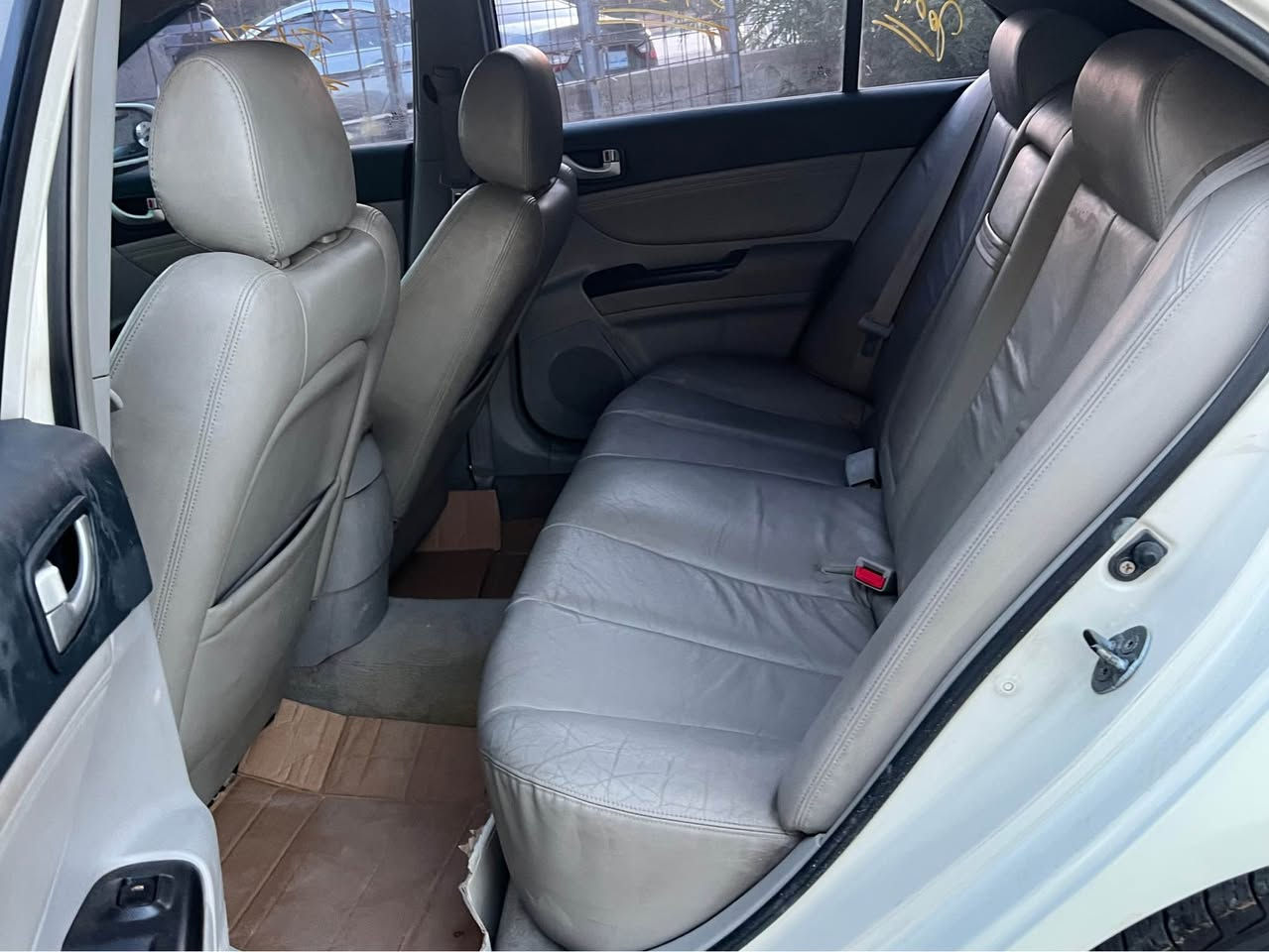 الله يباارك صالون ارصاصي  
         بسعر 💸💸24.800💸💸
 🎖🌟 معرض القمه  لتجارة السيارات 🌟🎖

🌟النوع : SONATA

🌟 سعـة المحـرك : 2.0 أصلية💯✅

🌟 سـنة الصـنع :2007حقائق

🌟 عداد المسافة المقطوعة110km✅ 

🌟 نـاقل الحـركة : أوتوماتــگ  💯
 سيارة ربي يبارك 🔥 عيب واحد لا باذن الله 🤍
  قيادة سفااار  🤍
▪️صالون ارصاصي
▪️حساسات خلفيه
▪️ديسكوو 17
▪️تحكم كامل ف المقود مع منظومة اتصال 📞 
▪️تدفئة في الكراسي 🔥
▪️تكيف فريز من اول طقه ❄️ 📦
▪️كرسي كهربائي ✅
▪️كراسي جلد ✅
▪️استار خلفي ✅
🌟 خَـاليـة مِنَ القَصْ و السُّـوسْ والقِشرةٌ نهائي✋✅
🌟 محرگ وكمبيو 10/10 بالضمانه 

🌟 الحـالة : مُمتَــٰـازَة جداً 💯✅

🌟 إستيــراد كوريا حديث 2026🚗 🇰🇷✅

🌟 جمرك / رسالة مفتوحة ✅

-سيارة كسبة لاقوة إلا بالله قمة في النظافة❤️

-برشام الدار فالبواب والعتب✅

-سيارة تحتها سيرية جديدة 🛞🛞

_____مكان طرابلس كوبري الشاحنات ______
رقـم الهـــاتِفٌ ‭‬:↘️⬇️
اتصال او واتس0935552520📱📲 طرابلس, ليبيا


**إذا كنت صاحب هذا الإعلان وتريد حذفه لأي سبب، رجاءا أرسل رسالة إلى الدعم الفني**