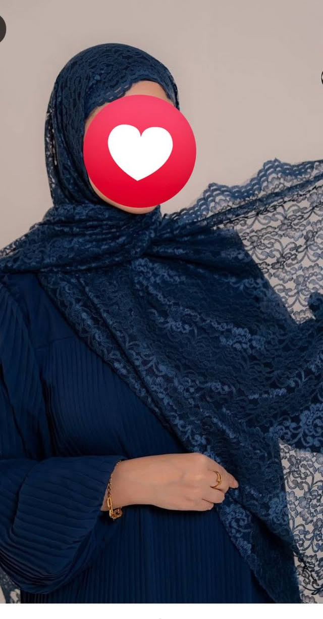 كوزمتك  هدى  بيوتي
شيلة  دانتيل  اماراتي
يوجد  توصيل  لجميع المحافظات
***********
