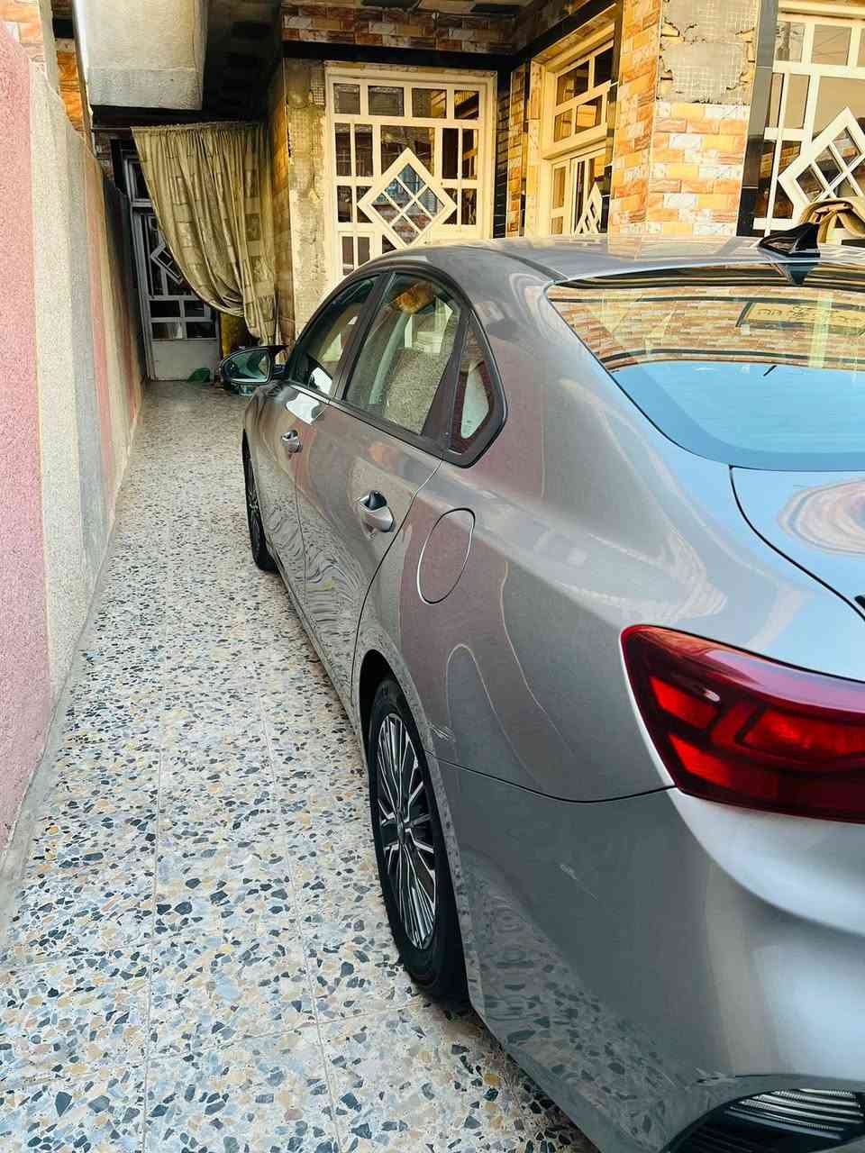 سلام عليكم فورتي 2023 نص فول ماشية 63 مرقمة بغداد
سونارهة موجود 
السعر 143 وبيهة مجال 
***********
