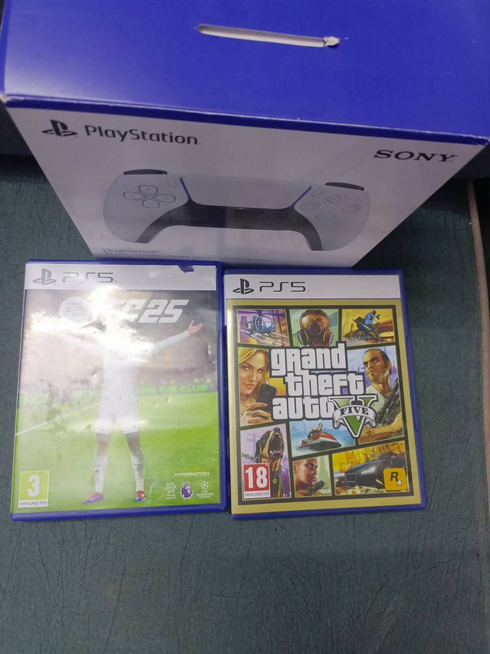 السلام عليكم  بعت الفايف وبقن غراض عندي الجوستك مجرد مفتوحه من الكارتونه وقرصين قيم باليرضي الله


**إذا كنت صاحب هذا الإعلان وتريد حذفه لأي سبب، رجاءا أرسل رسالة إلى الدعم الفني**