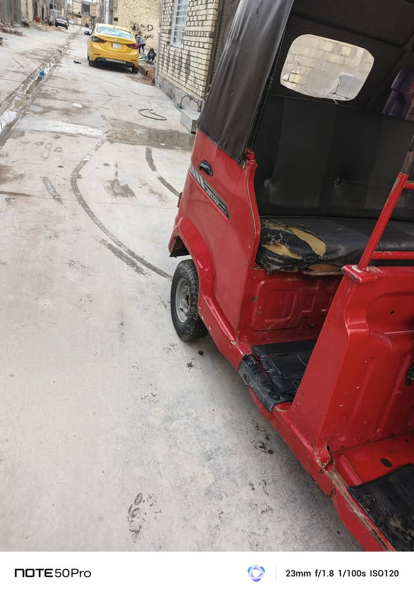 سلام عليكم تي فيس موديل ١٨ أورق وبيهه نقص بل اوراق طاكلهن صوره مكينه مجفته جديده شركه صلي تخم عنبار مبدل وفلنجات وبنزات كهرباءيات شغاله مكان تقاطع درويش رايدهه 1800 مليون وثملميه ***********
