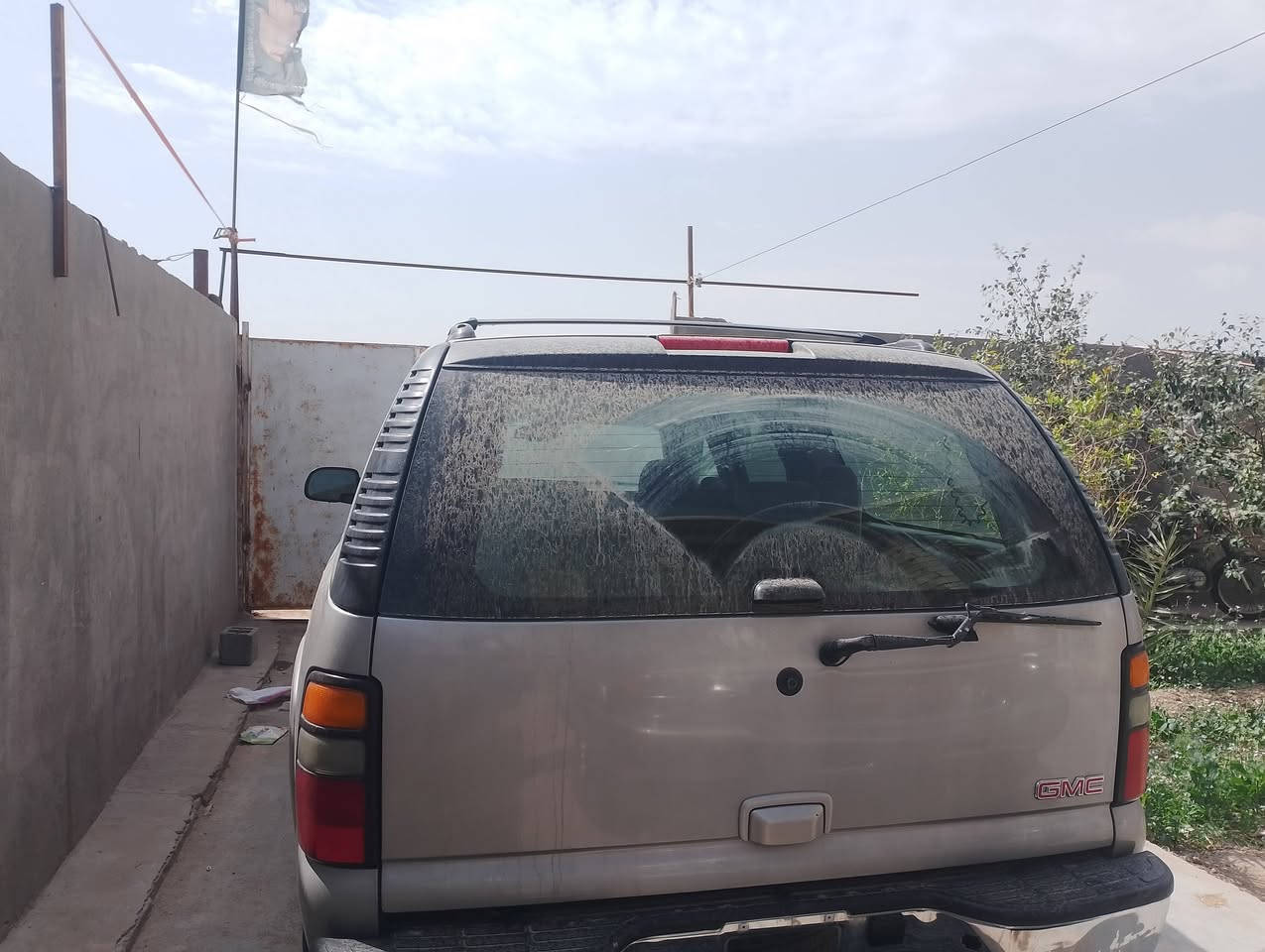 البيع بدون رقم سته برقي دخول جديد سياره جديده 85 وبيه مجال العنوان بصرة شط العرب ***********
