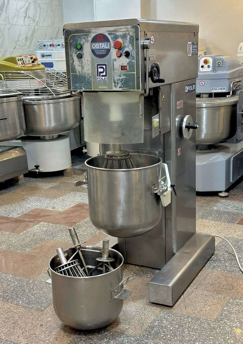 #شركه_زمزم_لاستيراد_وتصدير_معدات_المخابز

‏ تقدم لكم بفضل الله 

(( مضرب بولين حاله كسر زيرو وارد إيطالي 🇮🇹￼ ) ) 
(( 60 لتر مع حله إضافية 40 لتر )) ￼
      
للتواصل فون او مسنجر 
￼
( 01004443367 _ 01098390519 _ 01113302741  ) 📞

#العنوان_المنصوره_شارع_سامية_الجمل ￼


**إذا كنت صاحب هذا الإعلان وتريد حذفه لأي سبب، رجاءا أرسل رسالة إلى الدعم الفني**