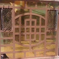 باب ٢٧٠×١م • شباك ٢×٢م