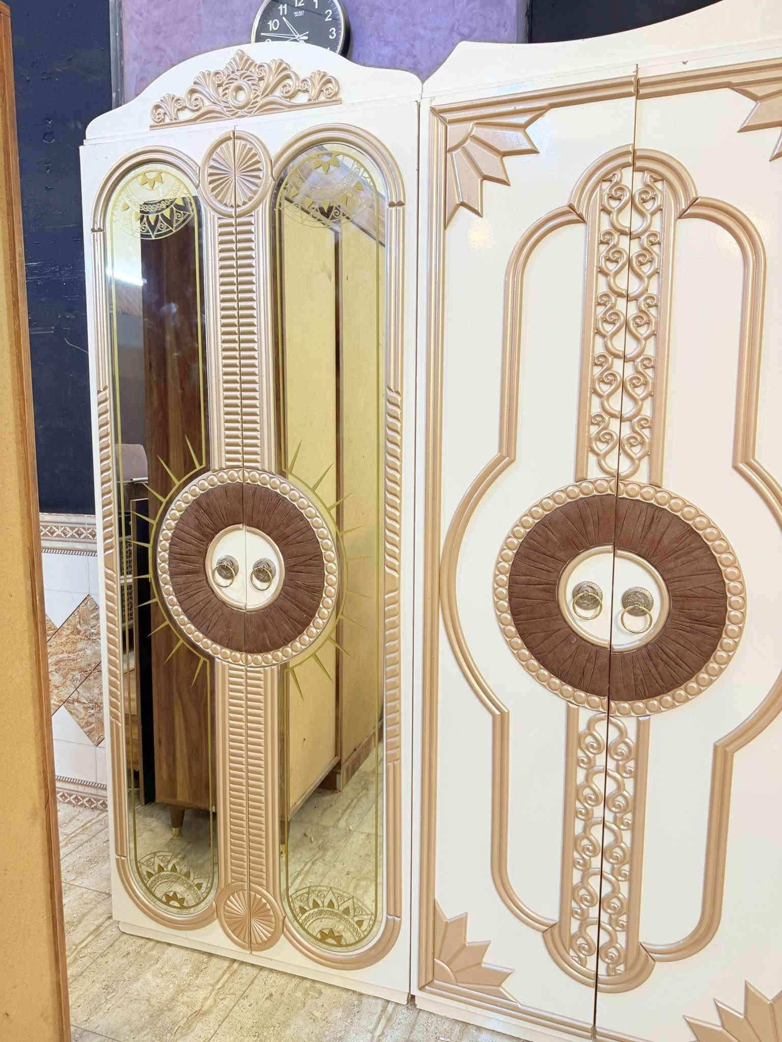 سلام عليكم غرفة للبيع تركية 9 قطع كنتور طفل نضافة 95‎%‎ سعر 825 + توصيل 🚚 اوشد ذاخل بغداد مجانن رقم ***********
