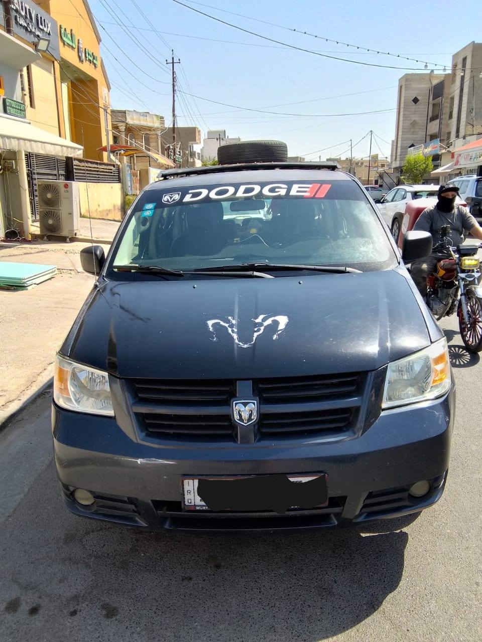 سلام عليكم شباب دوج كرفان للبيع موديل 2008 رقم بغداد بسمي الاستفسار واتساب ***********
