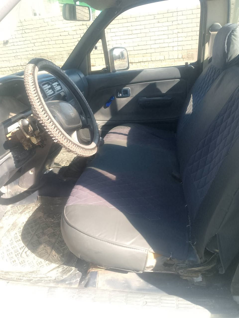 سلام عليكم بيكم للبيع موديل 98رقم صلاح الدين دولي سياره مكفوله مكان صلاح الدين بيجي ‏‏‪***********‬‏
