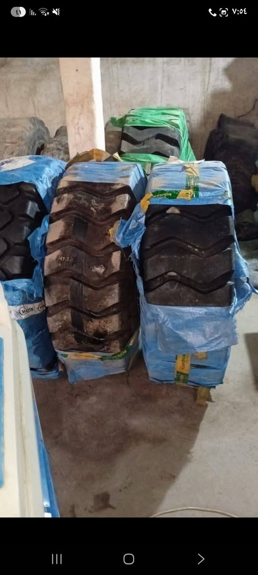 السلام عليكم البيع زوج تاير 23\5\25 نضيف ينشد جوبلس العنوان بغداد الستفسار عله رقم  ***********
***********. و 17 5 25  جديد

