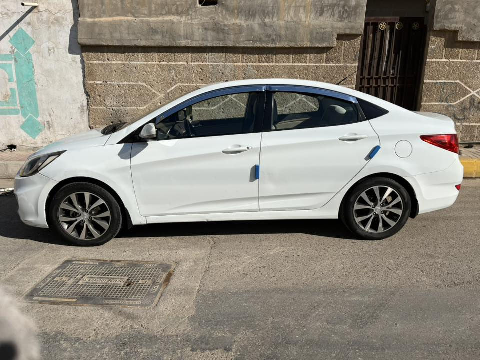 السلام عليكم اكسنت. 2014 خليجي كفاله
سياره جاهزه من كلشي فول موصافات
مكان السياره الانبار 
رقم بغداد الجديد 

‭0780 773 2779‬
