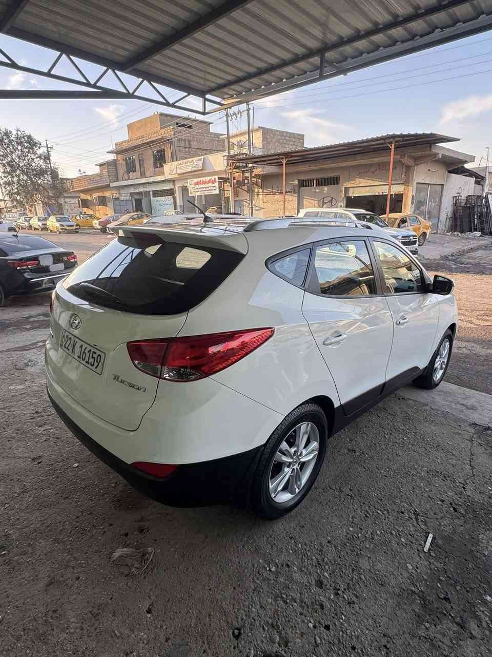 السلام عليكم توكسن للبيع موديل 2011 السيار حيل جديد بدون صبغ بدون ضرر محرك ما مفتوح مشيه قليل السعر 147 ) ***********
