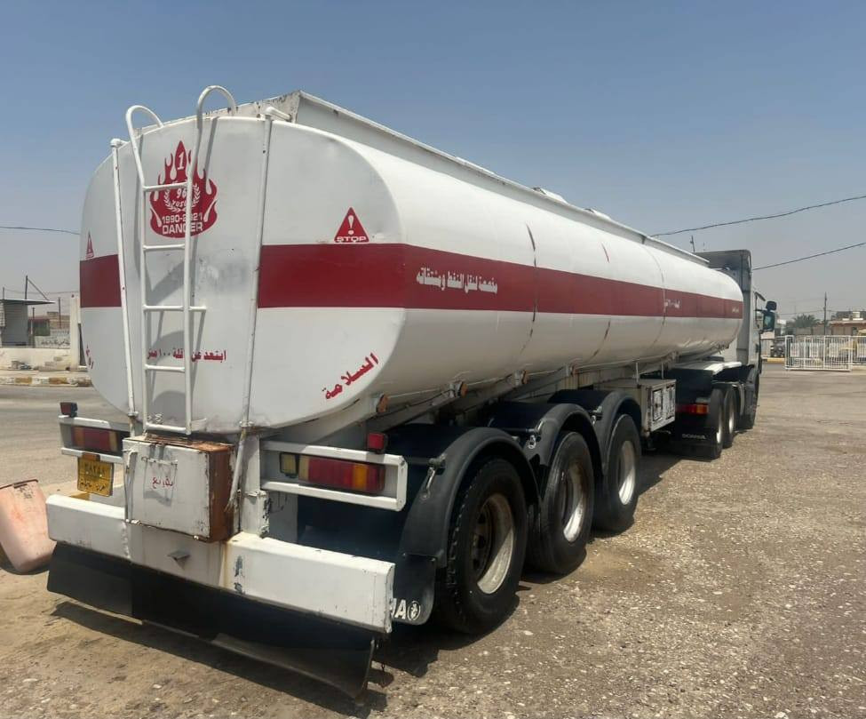 سلام عليكم.  سكانيا للبيع حجم 420 موديل 2005 سحال مزوج سنويه صاقطه رقم شمالي للاستفسار. الاتصال على رقم *********** واتساب.  مكان سيارة ديالئ بعقوبة.  سعره دفترين ونص.  وبيه مجال
