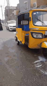 تكتك لبيع موديل 21 رقم و سنويه مكينه جديده هستوني شاده 07864419636