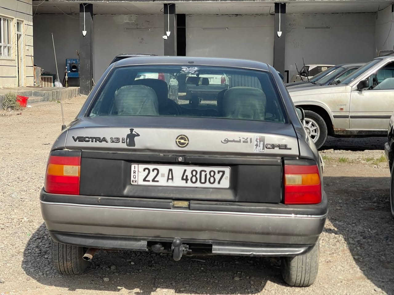 اوبل فكترة حجم 18موديل 1992طخم تاير جديد داخل جديد كهربائيات كلهة شغالة تتكاب معة اشرعي
السعر35وبيها مجال 
اتصل وتدلل***********
