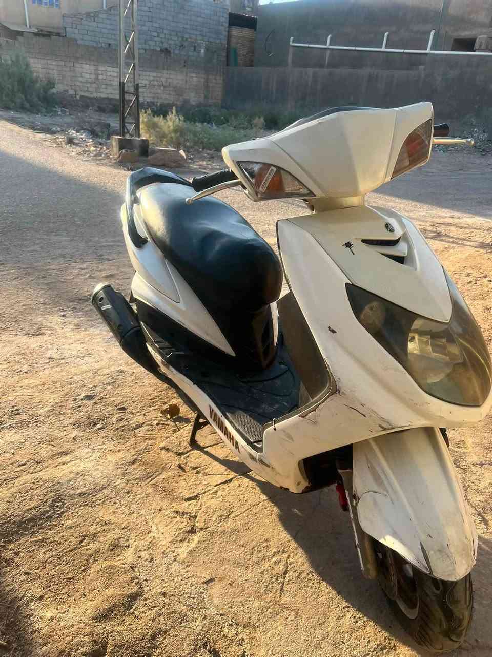 سلام عليكم سكنز فحل حاويه البيع دراجه جديده مال بيت كهربائيات كله شغاله سلف وهندر دراجه بلاد سعر 750 وبيها مجال العنوان بصره ابي الخصيب رقم الهاتف ***********
