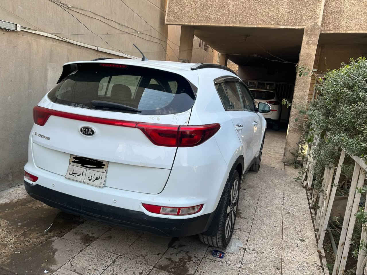 سلام عليكم
سبورتج موديل 2018خليجي 
تبريد قطعتين 
داخل لونين
تحكم ستيرن
انظمة قيادة
اشاير مري
محرك 2000دوش
رقم اربيل تحويل كفالة
السياره مجفيه بيه قطع صبغ ابيع عام
120وبيه مجال بسيط مكان بغداد
*********** بغداد, العراق
