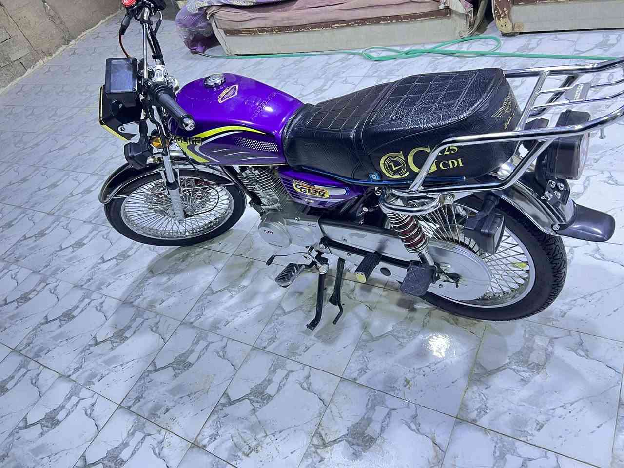 السلام عليكم 
تايكر للبيع موديل 2025
الشراي يتصل ***********
