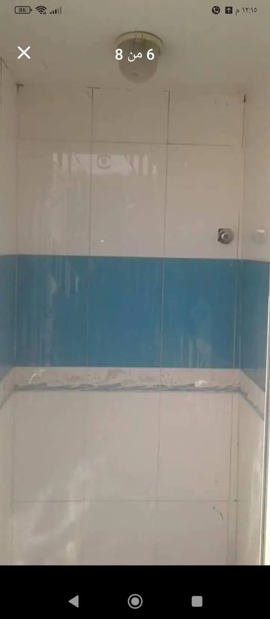 دار نظيف جدا للأيجار بدون دلالية  في حي ميسان  خلف شارع  الكيات  بشارع عوده مساحتة 125 متر مبني كامل بي غرفة كبيره وصالة واستقبال ومطبخ عدد ٢ وحمامات عدد 2 وتواليت ومكشوفه وطارمه  ومئسس ماء وكهرباء كامل  وبي خط مولده وبي خزان ايجاره ب ٣٥٠ بالشهر ومجاله الماء والكهرباء الوطني على المالك  ومقدما مال ٣ أشهر فقط للاسستفسار أكثر الاتصال ب رقمي وبي واتساب مجاني *********** وهذه صوره النجف, العراق
