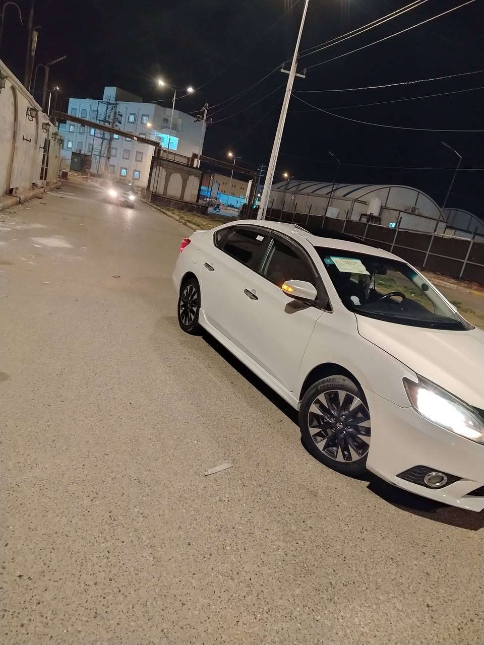 السلام عليكم للبيع نيسان سنترا   موديل 2018وراد أمريكي حادث بس بنيد السياره فول فول موصفات جديده كلش  بصمه تشغيل  عن بعد فتحت سقف   تبريد تخم تاير جاهز للخير بسمي تحويل ثاني يوم مكان  ناصريه مركز 110او بيه مجال  ***********
