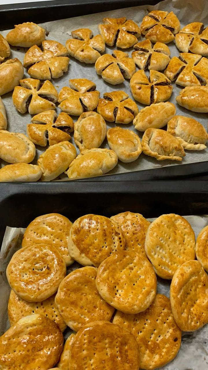 مساء الخير  والعافيه رمضان كريم عليكم اكليجه العيد يحب يحجز  تواصل معنا عبر الواتساب *********** كيلو على 6000الاف انواع الحشو  توصيل محاويل 4الاف توصيل المسيب 3الاف توصيل سده 3الاف توصيل علكايه الفين
