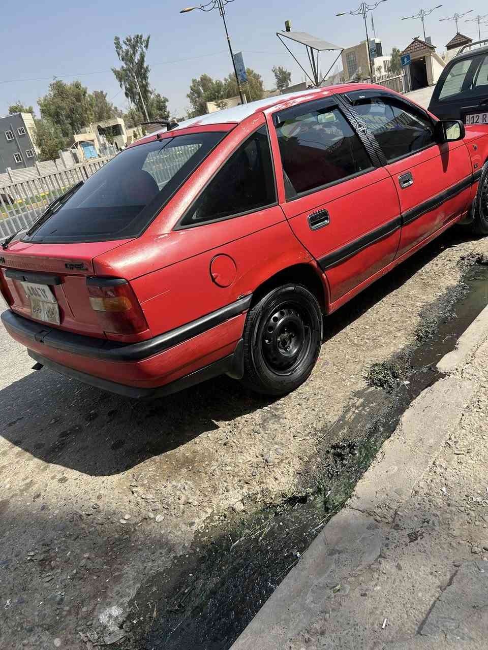 السلام عليكم الرقم انكلزي  هزه جديده سياره بسمي محرك ٢٠ عنواني موصل المجموعه ***********   ***********
