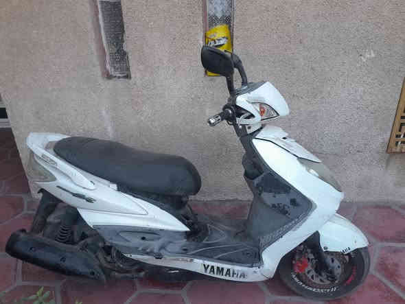 السلام عليكم دراجه سكنس فحل ياباني 140 نوزل للبيع السعر 450 وبيها مجال رقم *********** العنوان الدوره ابو دشير
