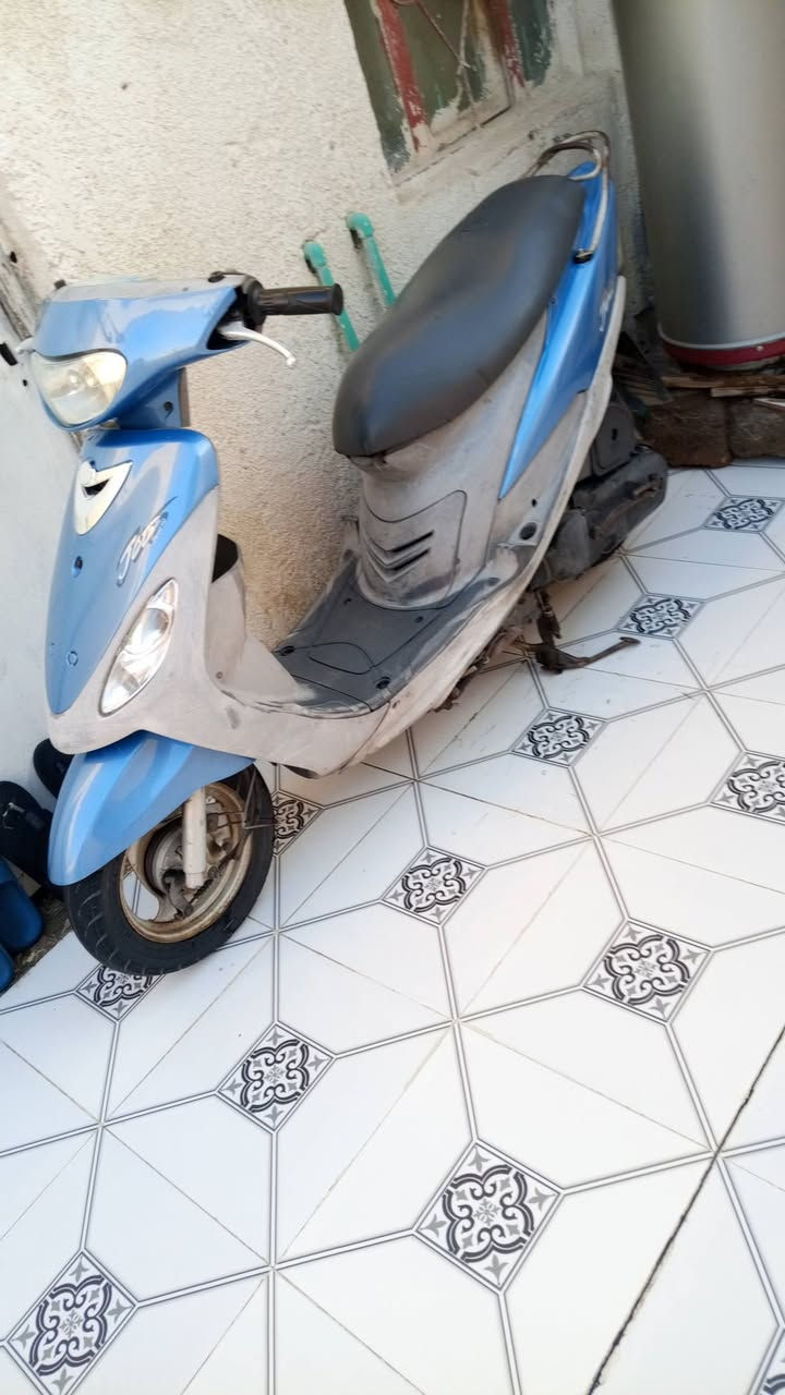 للبيع ماكس منغولي بآلة صارلهة اشهر من طلعت من الحاوية  800 وبيهة مجال والشراي بي خير ويدلل ***********
