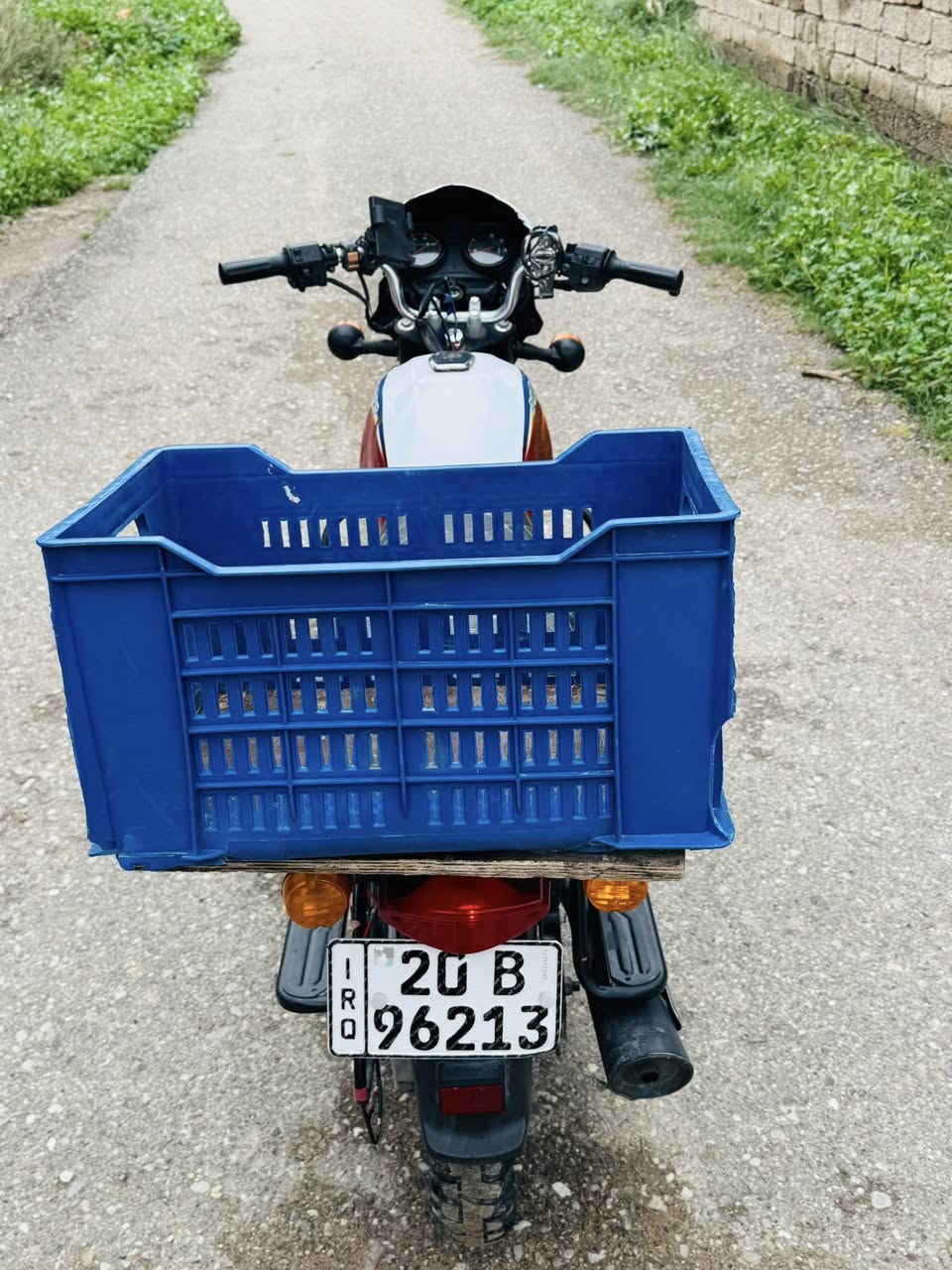 ‏سلام عليكم دراجة بوكسر موديل 2020 كاملة مكملة ما بها أي نقص مال جناي سنوية باسمي بعده ما نافذة ￼￼تحويل  ثاني يوم السعر 1,000,600 بها مجال شراي اتصل على الرقم *********** ￼
