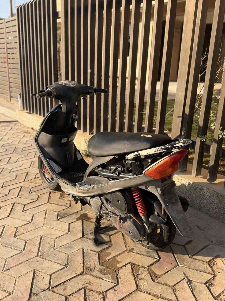 سلام علكيم ماكس عدله لليبع دراجه كامله كفراته نكره سلف بكل وقت
سعر 525 قفل 
***********
