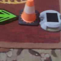 غراض للبيع • ١٢ قطعة • شعب بغداد