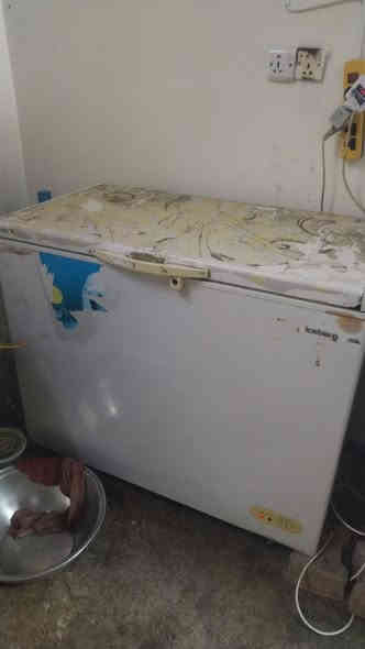 غراض للبيع تواصل واتساب ***********
