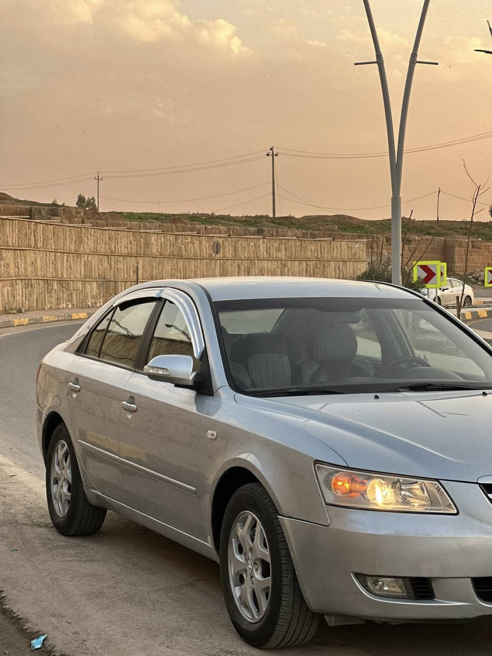 السلام عليكم رمضان كريم
سوناتا 
وارد خليجي 
موديل ٢٠٠٨
رقم نينوى 
شرط التحويل 
رقم مسطره جديد
ماشيه ٢٠٠ الف حقيقي 
.
جاملخ خلفي صبغ أوربي 
وباب وره السايق تعديل بارد فقط
.
المواصفات المعروفه 
خمسه ويل كب 
محرك ٤ سلندر 
حجم المكينه ٢٥٠٠
بلاجكتور امامي 
كشنات تدفئه 
حساس خلفي 
اشاير بل مري 
كشن كهرباء 
وبقية المواصفات المعروفه 
.
الموقع الموصل حي نركال 
لمعرفه السعر الاتصال على الرقم 
***********
