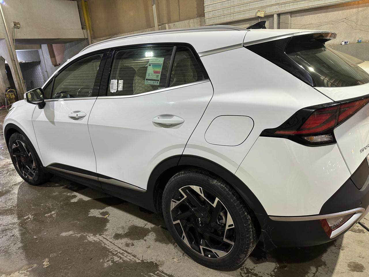 السلام عليكم للبيع كيا سبورتج 2025 خليجي مكفوله كفاله عامه رقم اربيل تحويل مباشر السياره فول قماره حديد السياره ماشيه 35 الف كيلو السعر 235 ورقه وبيه مجال بسيط مكان السياره بغداد العامريه رقم تلفون*********** بغداد, العراق
