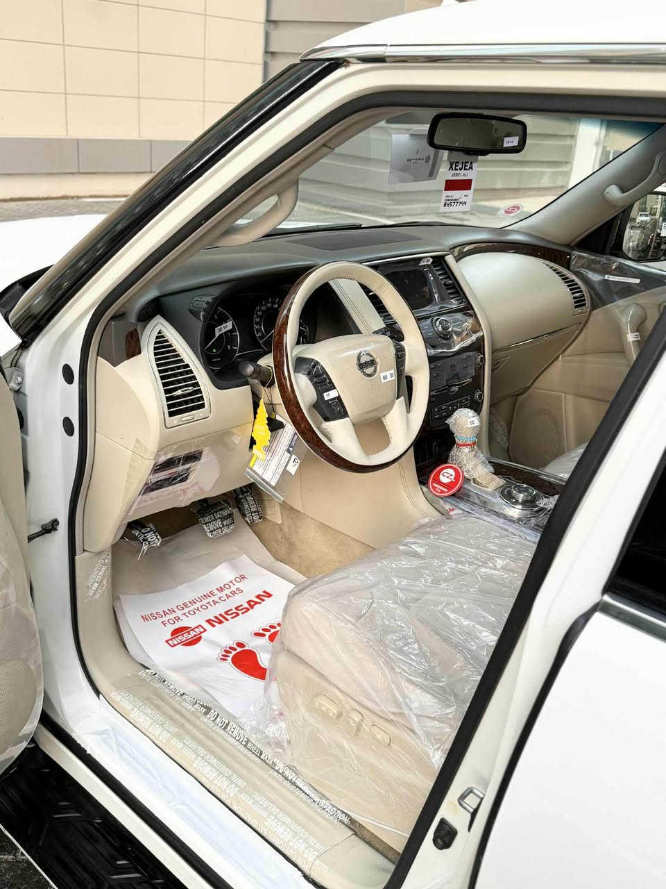 نیسان پەترۆل
٨پستن دەرەجە ٢ مەحەسەن مەرخوب
ماسەفات پلاتینیۆم
سلایت
سندوق شەفت
٤مۆدی لێخورین 
خەلیجی ناو زەرد
سفری هەولێرە
سەیارەکە زۆر پاکە بەس ٤-٥ قەلەم کاریە 
بێ بۆیاخ بێ تەحدیل
١٣٠هەزار رۆییە فەحس و هەزە و سەنەوی نوێیە
*********** رانية, السليمانية
