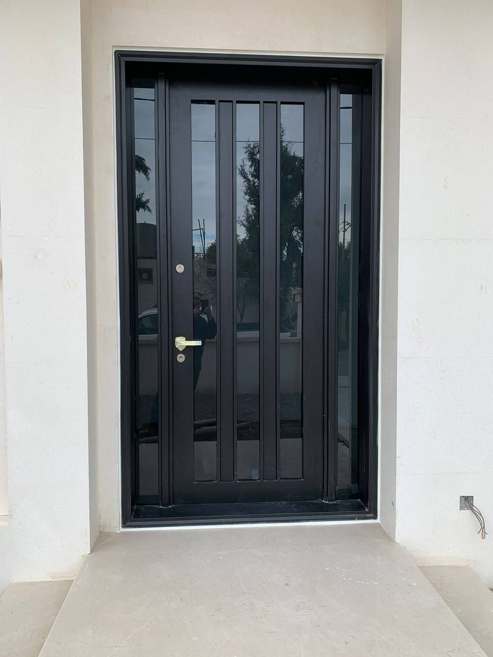 حدادة نوارس الصباح
 لعمل كافة الأعمال الحديدية 
أبواب شبابيك محجرات سقائف قمريات كرفانات 
أحدث الديكورات الهندسية والنقوش الجاهزة CNC
بلازما بأيدي ماهر وأسعار مناسبة
/العنوان /
الموصل /كوكجلي
***********  ***********
***********
