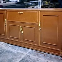 بوفيه • مستخدم نظيف • متر ونص