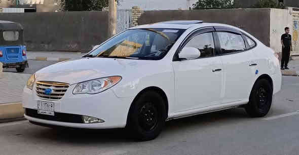 سلام عليكم سياره هيونداي النترا موديل السياره 2009خليجيه رقم بغداد مشروع وطني سنويه  جديده السياره جاهزة من كلشي مكان سياره واسط السياره مكفولة كفالة عامه من ضربة كص نقل جثه والوصولايات والصبغ مكانات ابيع حزام مكينه ولكير 1600مكفولات السياره اي نقص مابيه حداديه خلفي امامي جديده تخم تاير جديد السياره فول مواصفات فتحه سقف سعر السياره 98 ورقة بيه مجال حك جيه رقم موبايل صاحب سيارة موجود بلنشر 
***********
