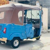 تكتك 22 جاهزة رقم وسنوية ب اسمي  محرك واكسل بلادي ممفتوح  رقم بغداد ال...