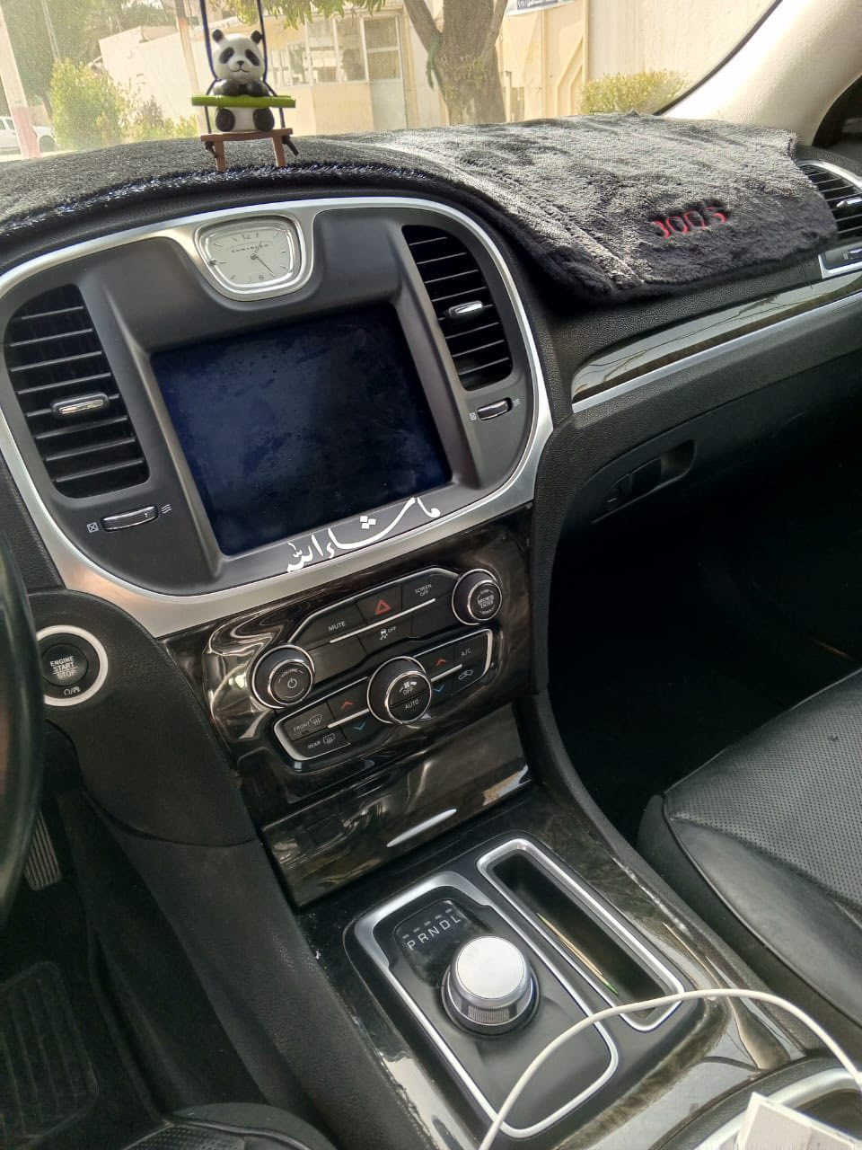 السلام عليكم.
كرايسلر اوباما سياره كارتون شرط 
2018 
سلفر 
محرك 3600 
ادوات ادوات دخول جديد ( گصه قماره جنطه )
(( متومه ارقام وسنويه الانكليزي شمالي 
فول مواصفات للاخير 
بنوراما 
نقطه 
فول حساسات 
رادارات
كشنات جلد + كهرباء 
تحكم ستيرن + حساسات 
شاشه كبيره كار بلي 
منضومه زنون كامله
(تبريد ثلج للاخير ❄️🥶)
ماشيه 140 
كفاله گير ومحرك وحداديه وتبريد

السياره كامله ع حبايه  فول نضافه 💯

((( دخول جديد سعر 85 وبيه مجال ) مكاني  بابل مسيب رقم تليفون موجود بيه وتساب ***********
